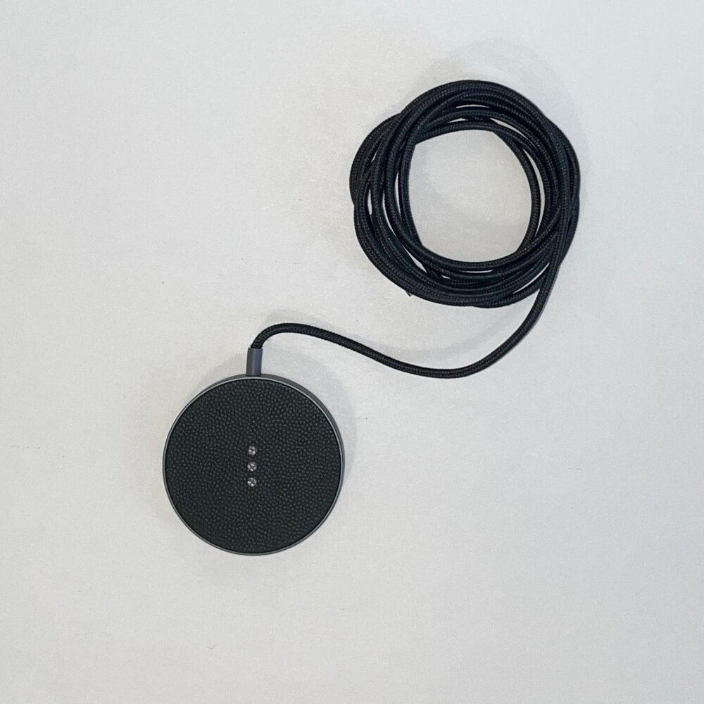 Courant Classics Wireless Charger - Ash - Picture 2 of 3